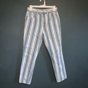 American Eagle Mom Jeans